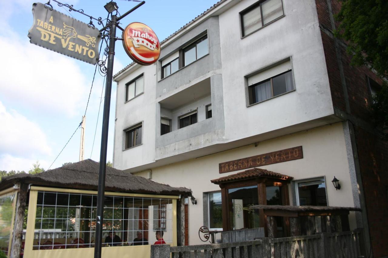 מלון Lalín A Taberna De Vento מראה חיצוני תמונה